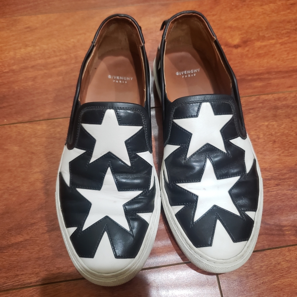 Givenchy black and white star slip-on sneakers